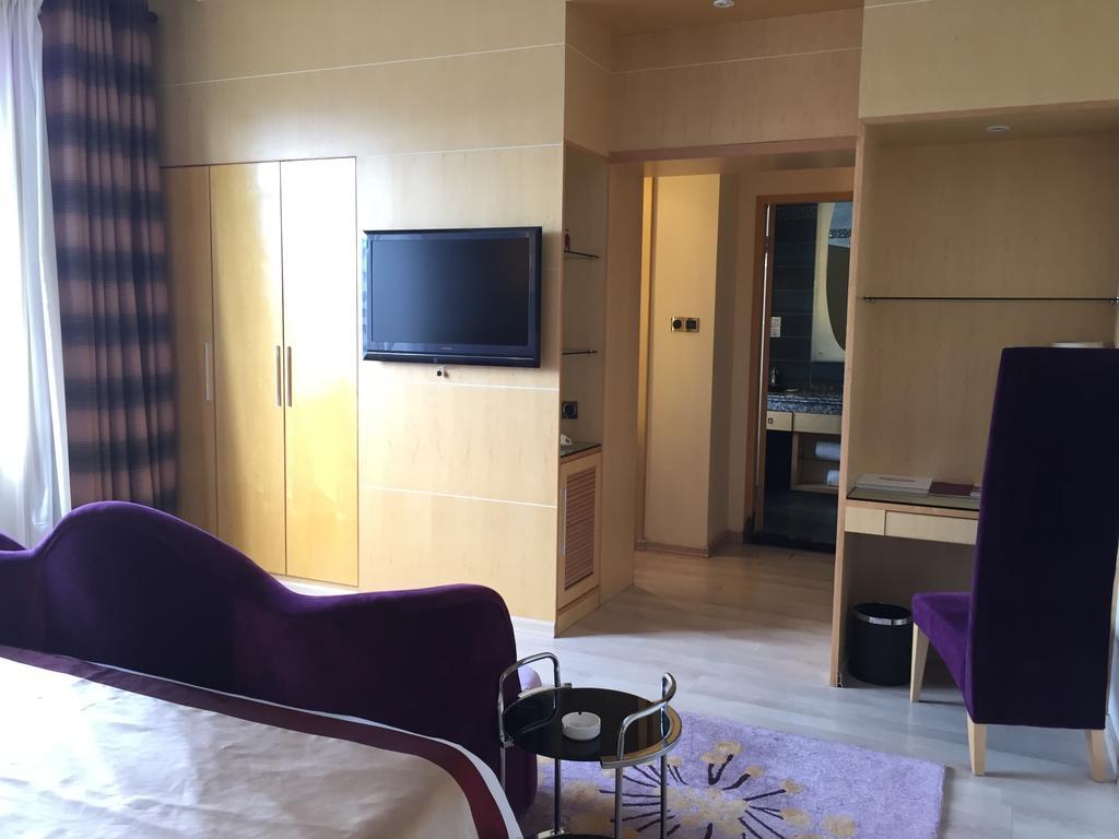 Alton Hotel Wuhu Quarto foto